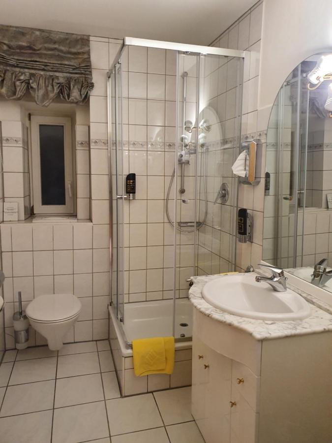 Hotel Andreasstuben Weißenburg in Bayern Buitenkant foto